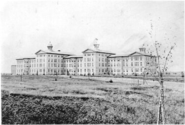 1945 - Escapes Elgin State Insane Asylum after being institutionalized for vehemently espousing his views—later blames shock treatments for declining eyesight and blindness in the ‘60s.